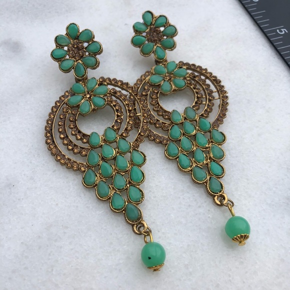 Beautiful drop earrings truly a statement piece ✨ - Picture 9 of 12